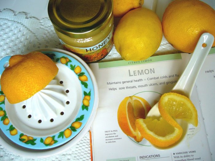 lemon and honey, lemon squeezer, lemon-4831038.jpg